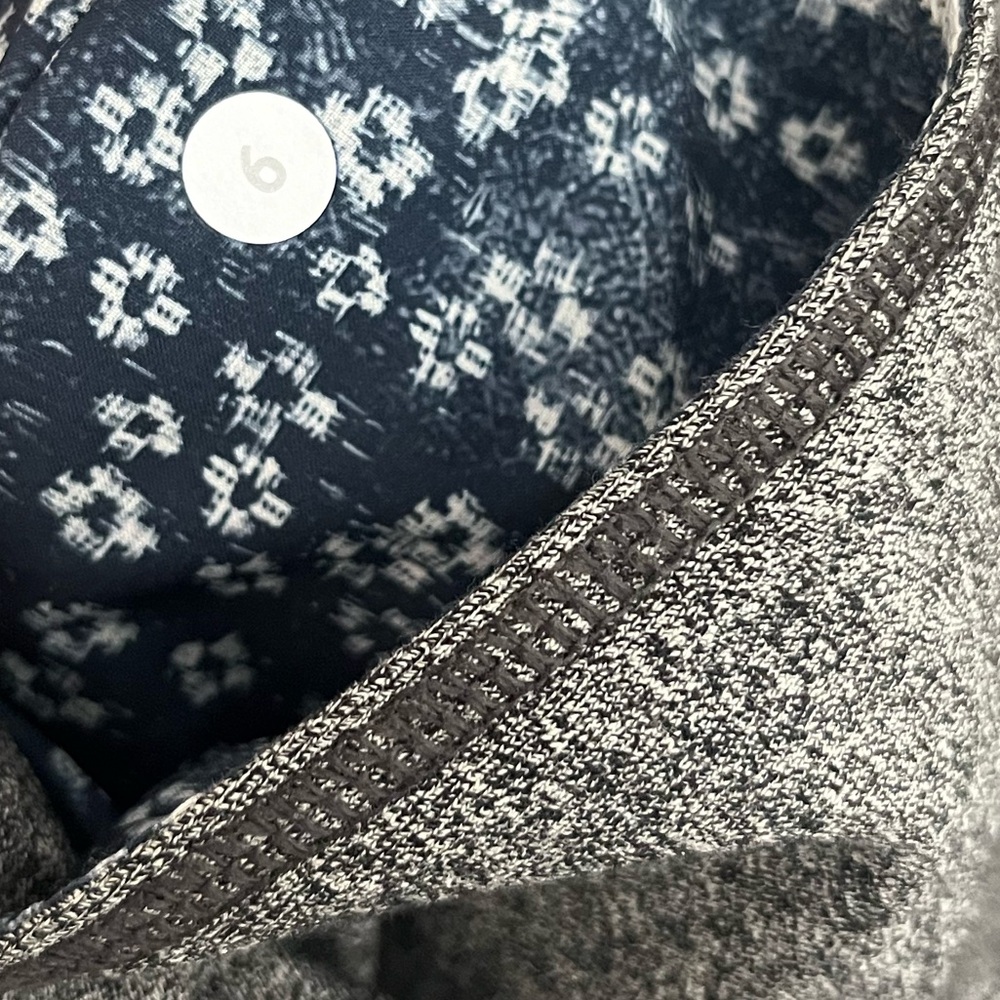 Lululemon Exhalation Pullover II - Picture 5 of 5
